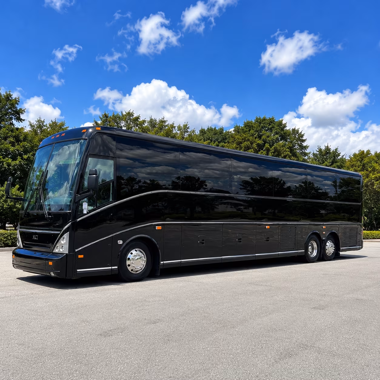 charter buses to wonders of wildlife and bass pro shops for science and conservation field trips