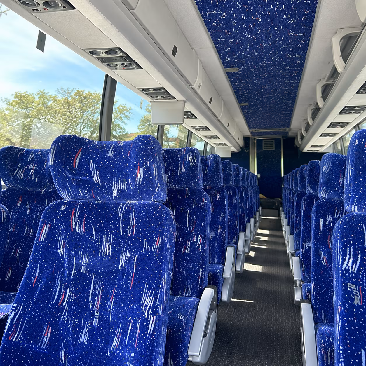 how the distance and duration of your trip affect charter bus rates in springfield