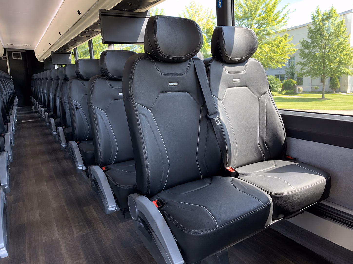 how the type of bus you choose changes the price in springfield missouri
